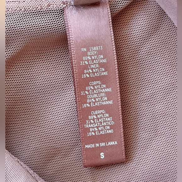 🌻NWOT SKIMS All-In-One Scoop Neck Onesie/Jumpsuit - Picture 5 of 9